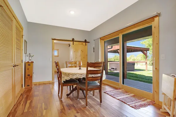 $749,900 | 10080 550th Street, Rush City, MN 55069