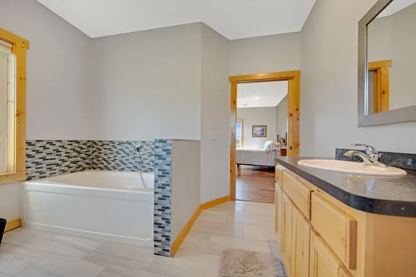 $749,900 | 10080 550th Street, Rush City, MN 55069