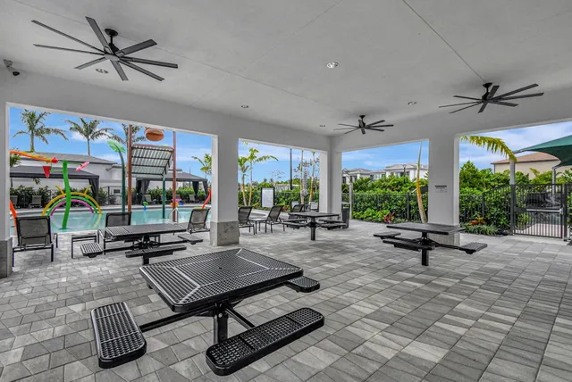 $1,999,988 | 8284 Royal County Down Road, Boca Raton, FL 33434