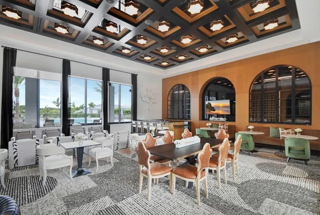 $1,999,988 | 8284 Royal County Down Road, Boca Raton, FL 33434