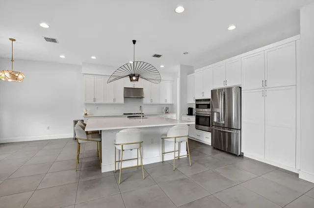 $1,880,000 | 8284 Royal County Down Road, Boca Raton, FL 33434