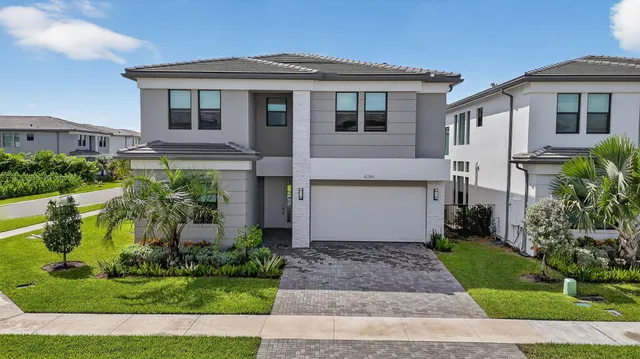 $1,880,000 | 8284 Royal County Down Road, Boca Raton, FL 33434
