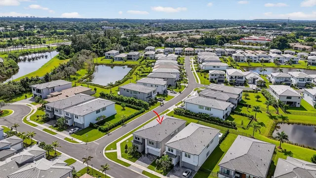 $1,880,000 | 8284 Royal County Down Road, Boca Raton, FL 33434