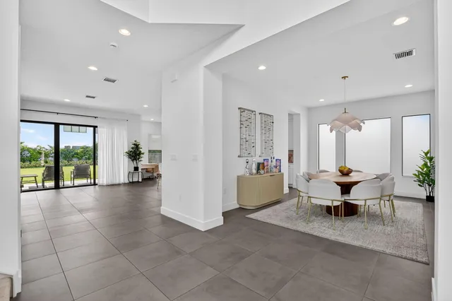 $1,880,000 | 8284 Royal County Down Road, Boca Raton, FL 33434