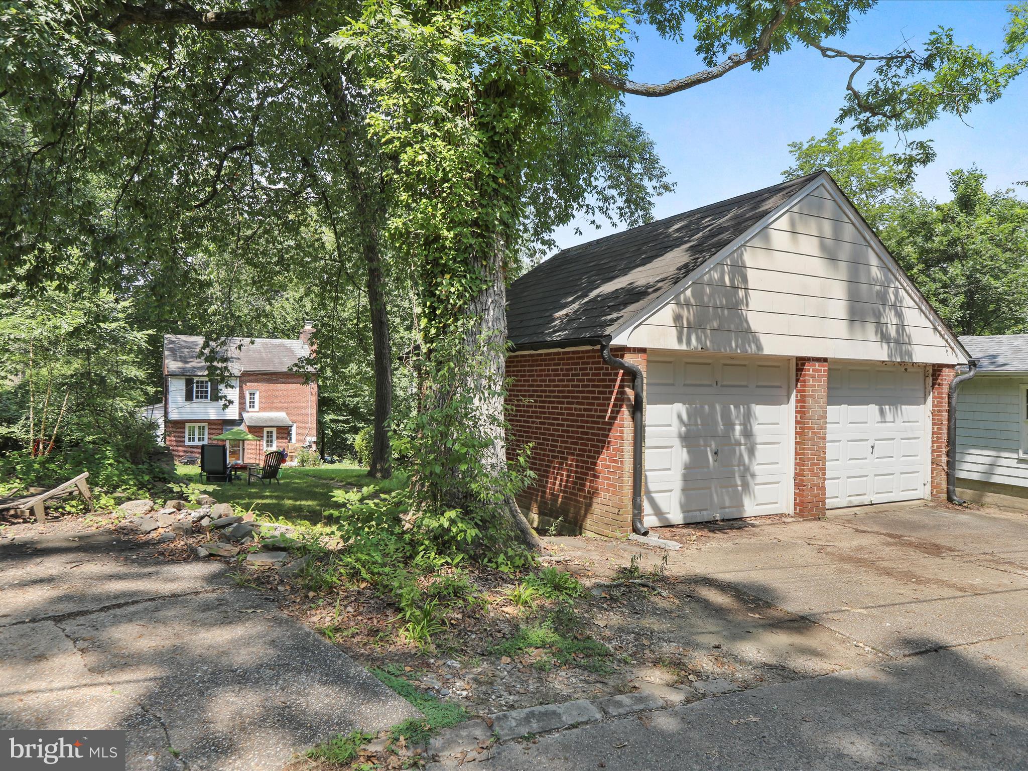 4655 Briarclift Road Baltimore, MD 21229 - Photo 2 of 43 Gallery Image 2