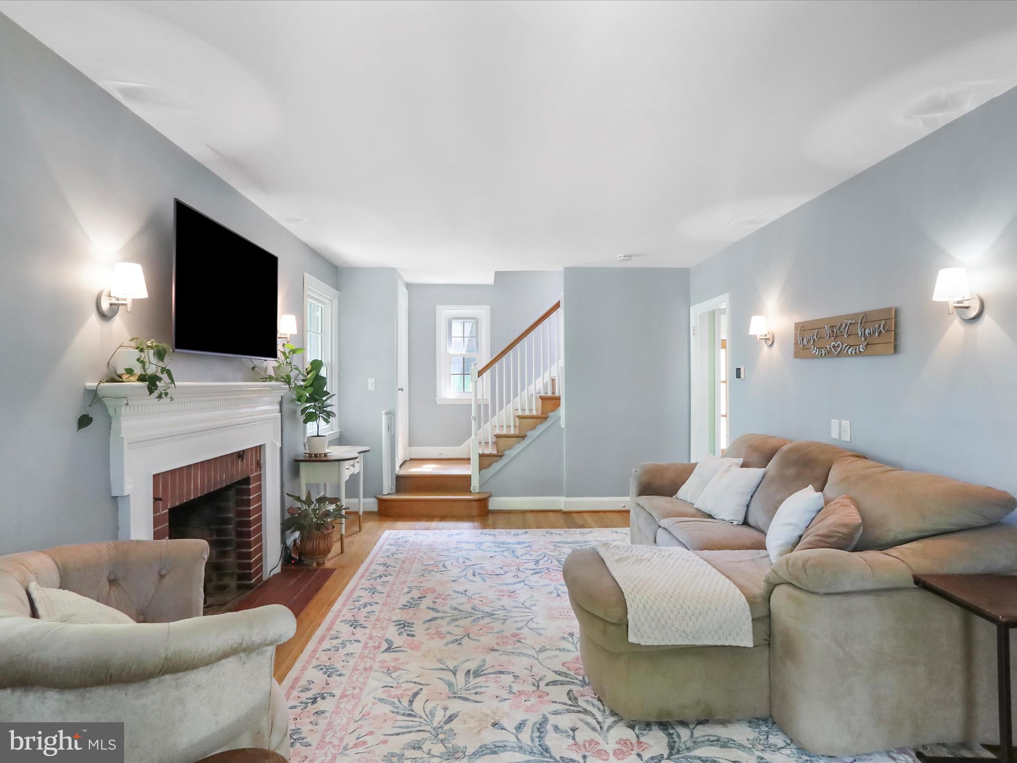 4655 Briarclift Road Baltimore, MD 21229 - Photo 5 of 43 Gallery Image 5