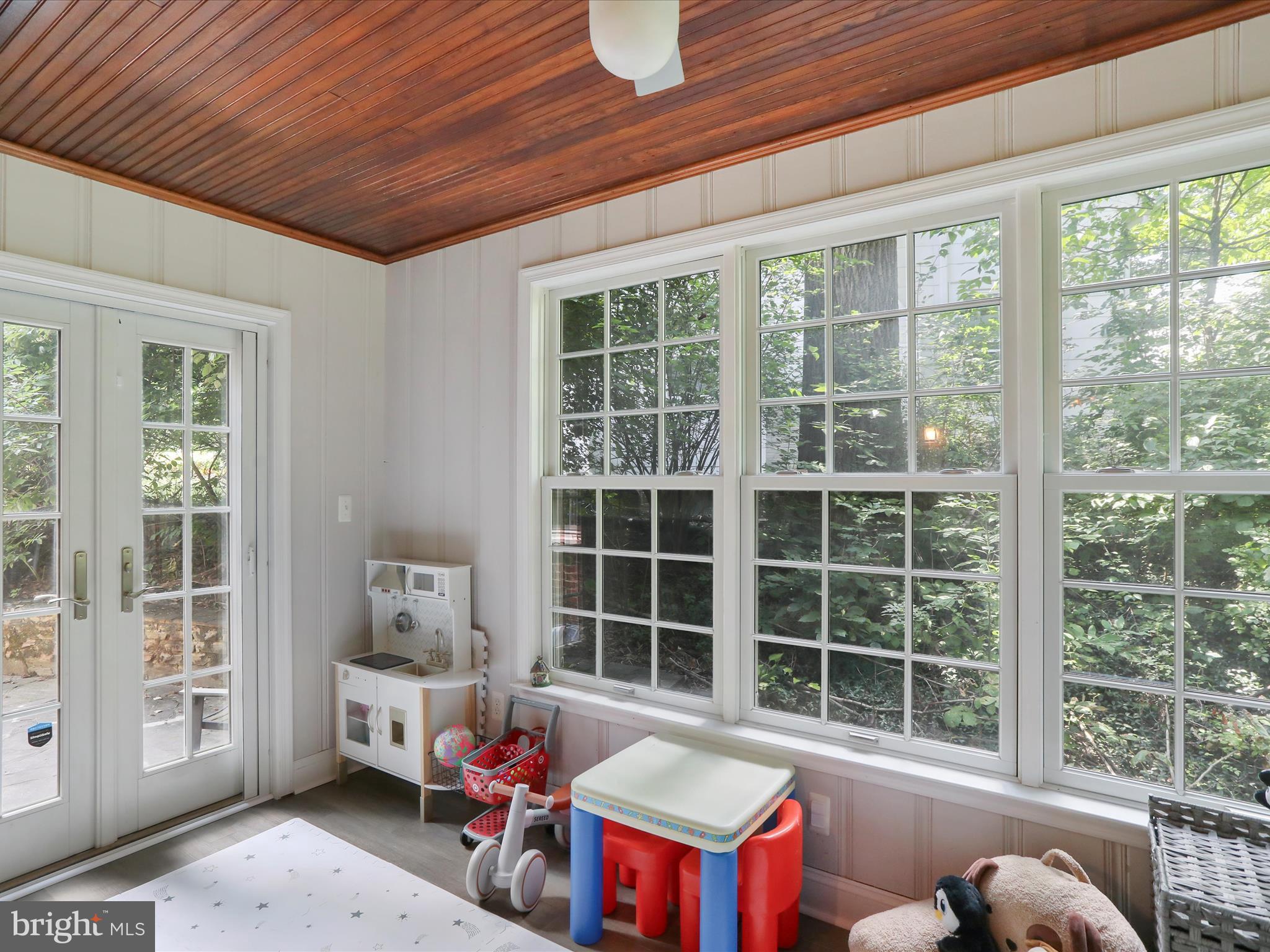 4655 Briarclift Road Baltimore, MD 21229 - Photo 8 of 43 Gallery Image 8