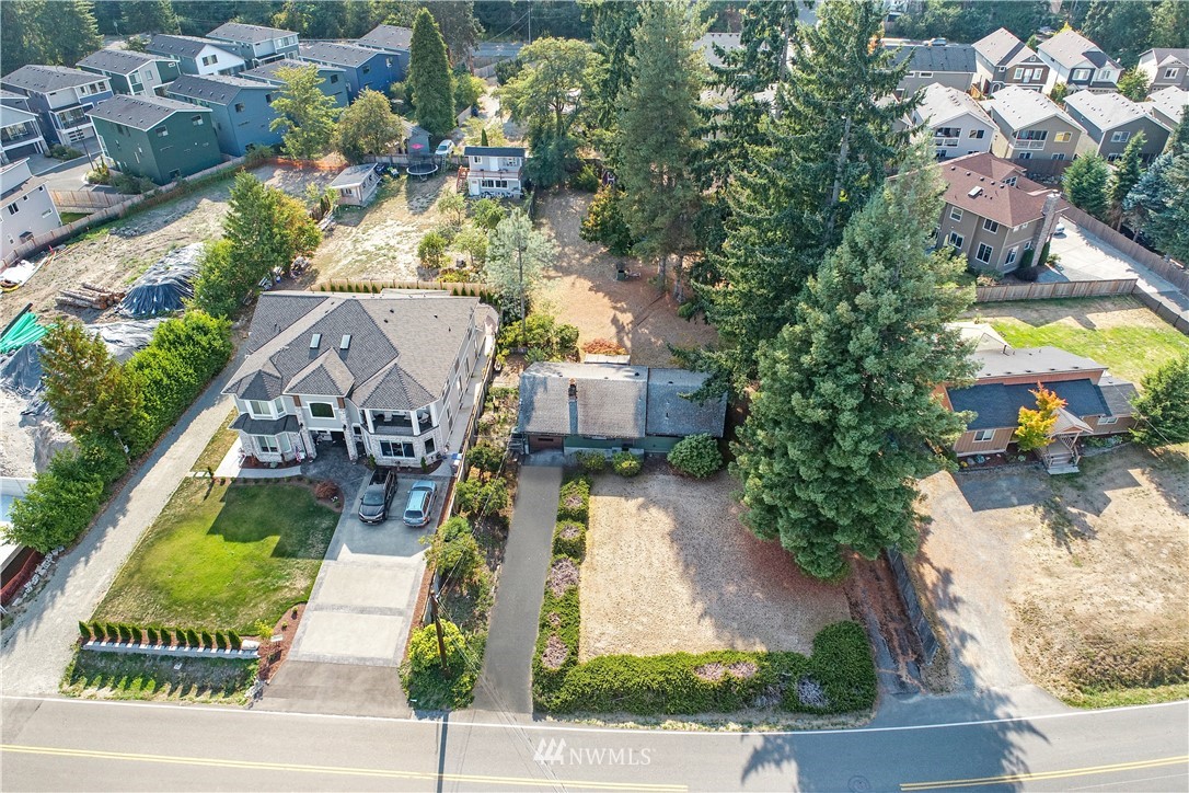 19628 Filbert Drive Bothell, WA 98012 - Photo 4 of 28 Gallery Image 4