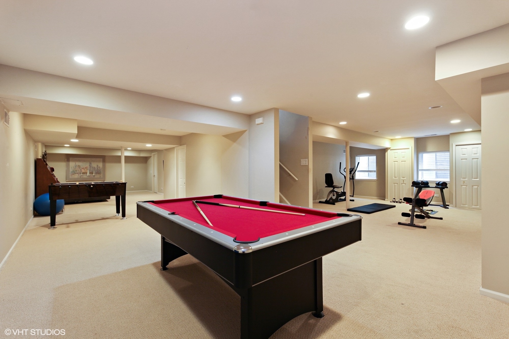 800 De Roo Loop Highwood, IL 60040 - Photo 14 of 22 a large hall with a table and chairs