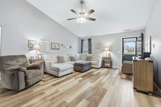 $286,000 | 2010 Greyson Drive, Auburn, IN 46706