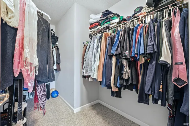 $286,000 | 2010 Greyson Drive, Auburn, IN 46706