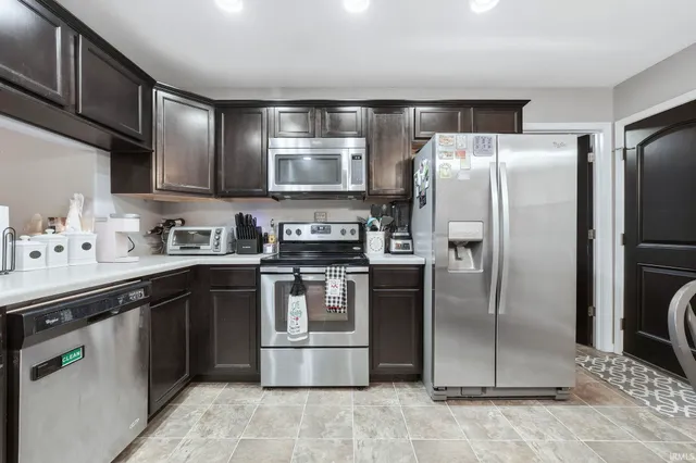 $286,000 | 2010 Greyson Drive, Auburn, IN 46706