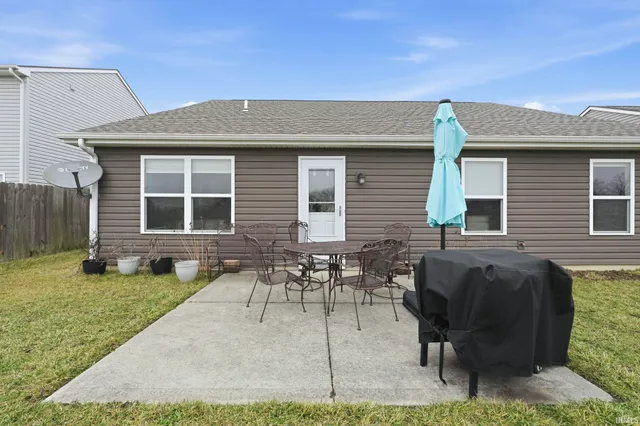 $286,000 | 2010 Greyson Drive, Auburn, IN 46706