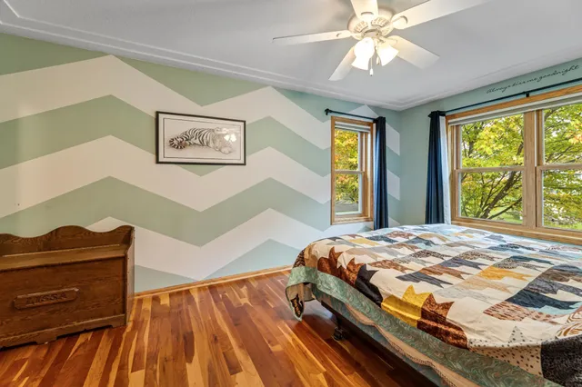 $350,000 | 300 7th Street Southwest, Plainview, MN 55964