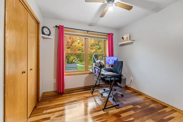 $350,000 | 300 7th Street Southwest, Plainview, MN 55964