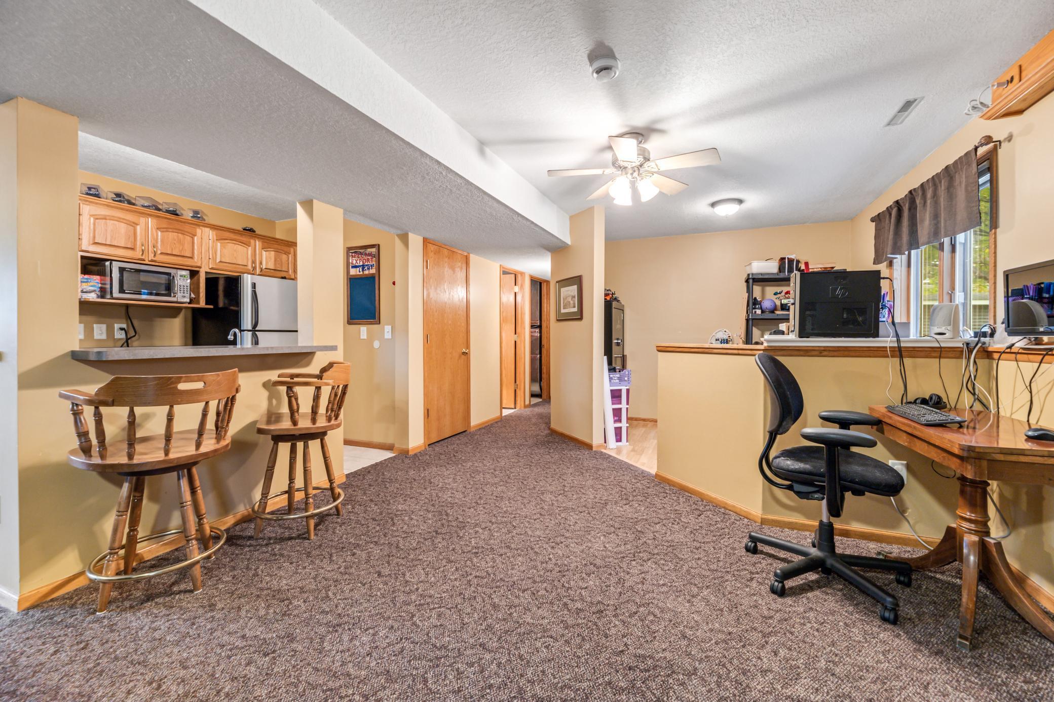 300 7th Street Southwest Plainview, MN 55964 - Photo 20 of 30