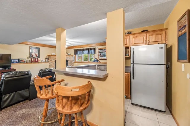 $350,000 | 300 7th Street Southwest, Plainview, MN 55964