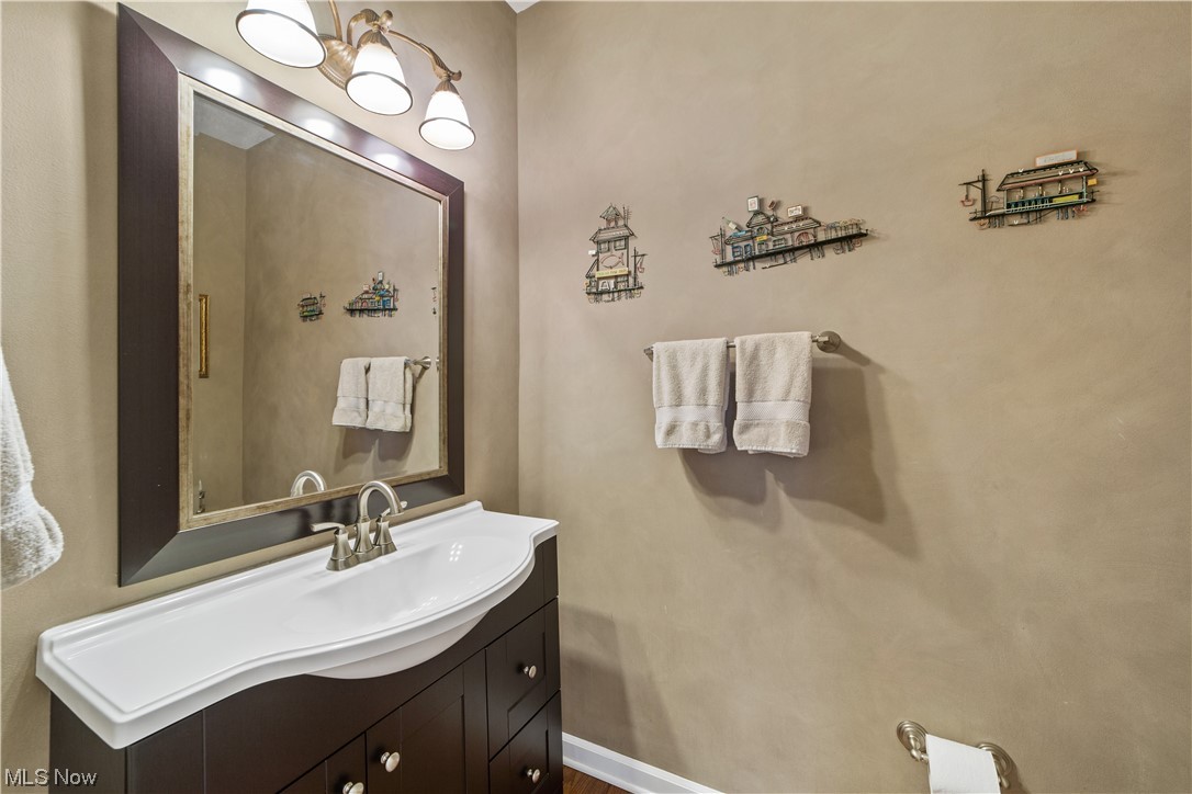 5556 High Point Road Solon, OH 44139 - Photo 12 of 34 Gallery Image 12