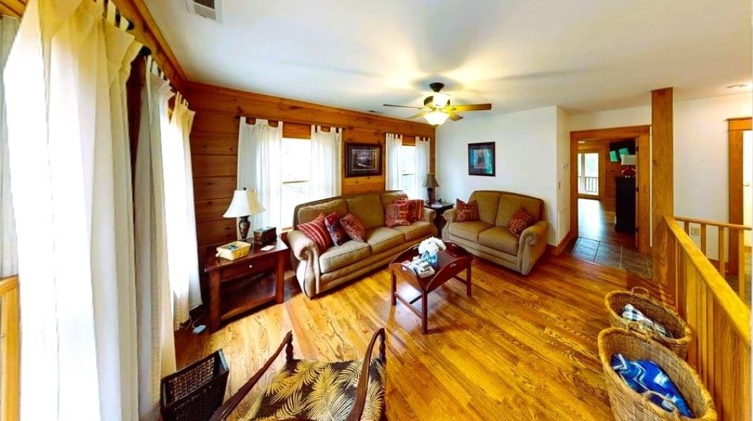 206 Susans Road Gaffney, SC 29341 - Photo 3 of 49