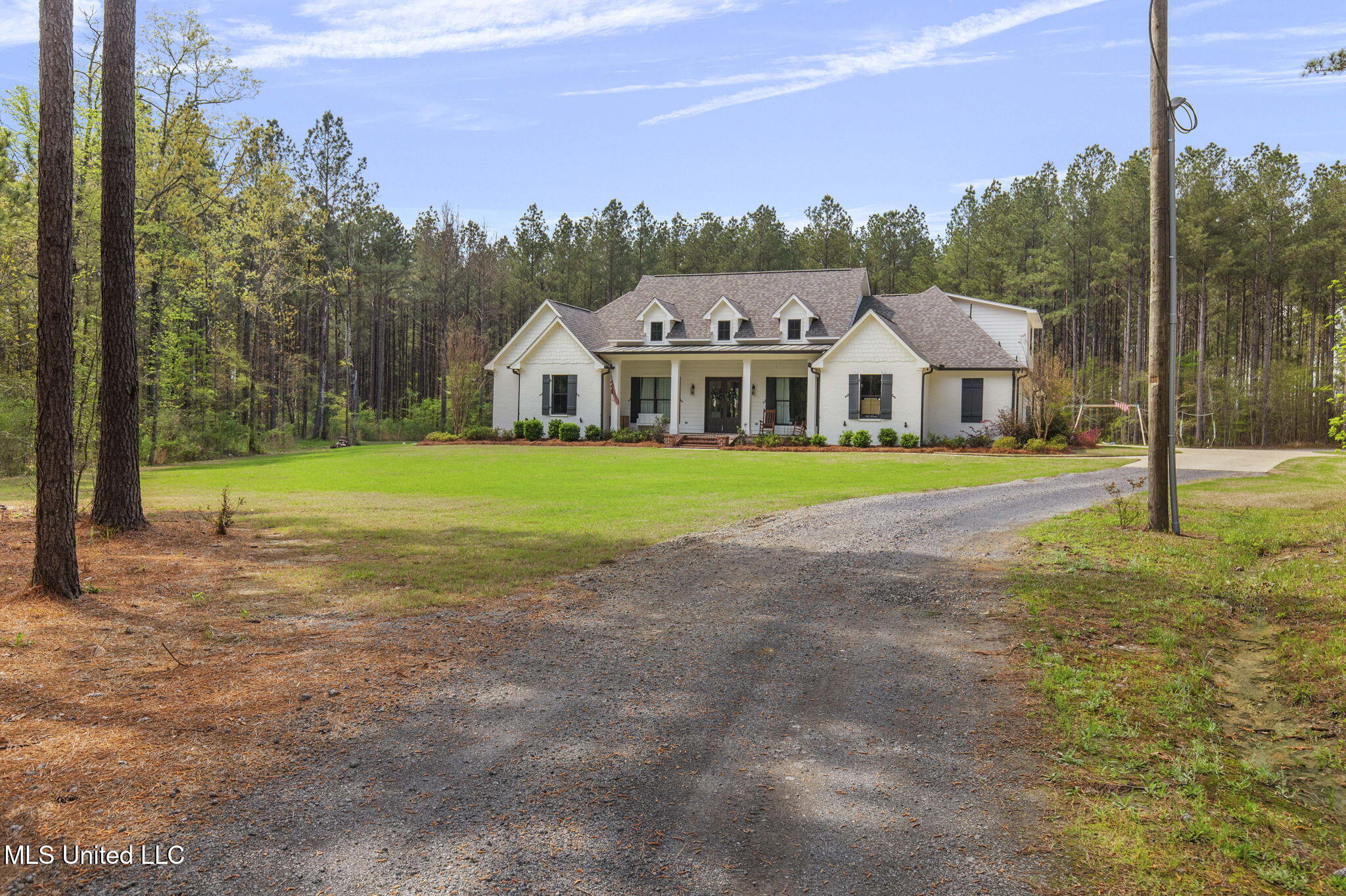 205 Stump Ridge Road Brandon, MS 39047 - Photo 2 of 104 2-web-or-mls-205 Stump Ridge-2