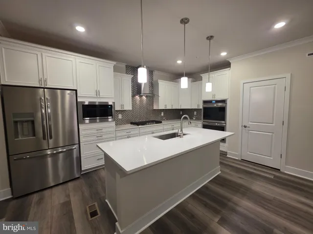 $799,990 | 6600 Queensbury Street, Middle River, MD 21220