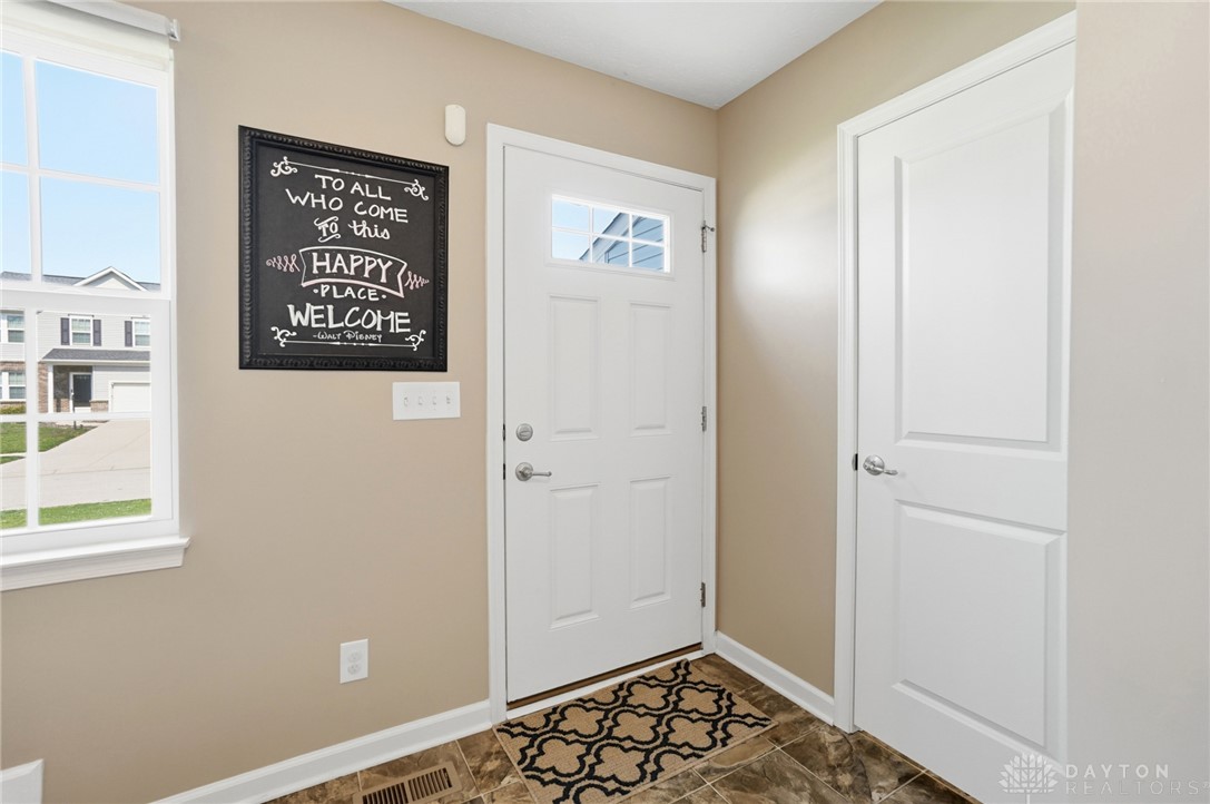 5254 River Ridge Drive Hamilton, OH 45011 - Photo 5 of 68
