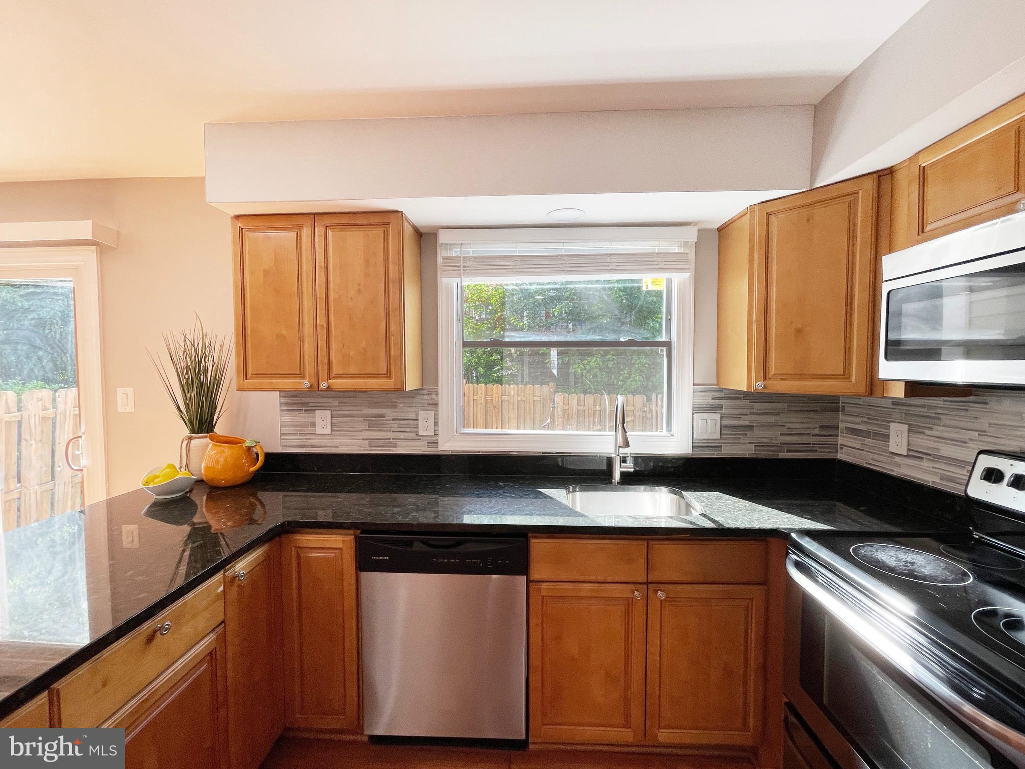 13166 Country Ridge Drive Germantown, MD 20874 - Photo 10 of 44