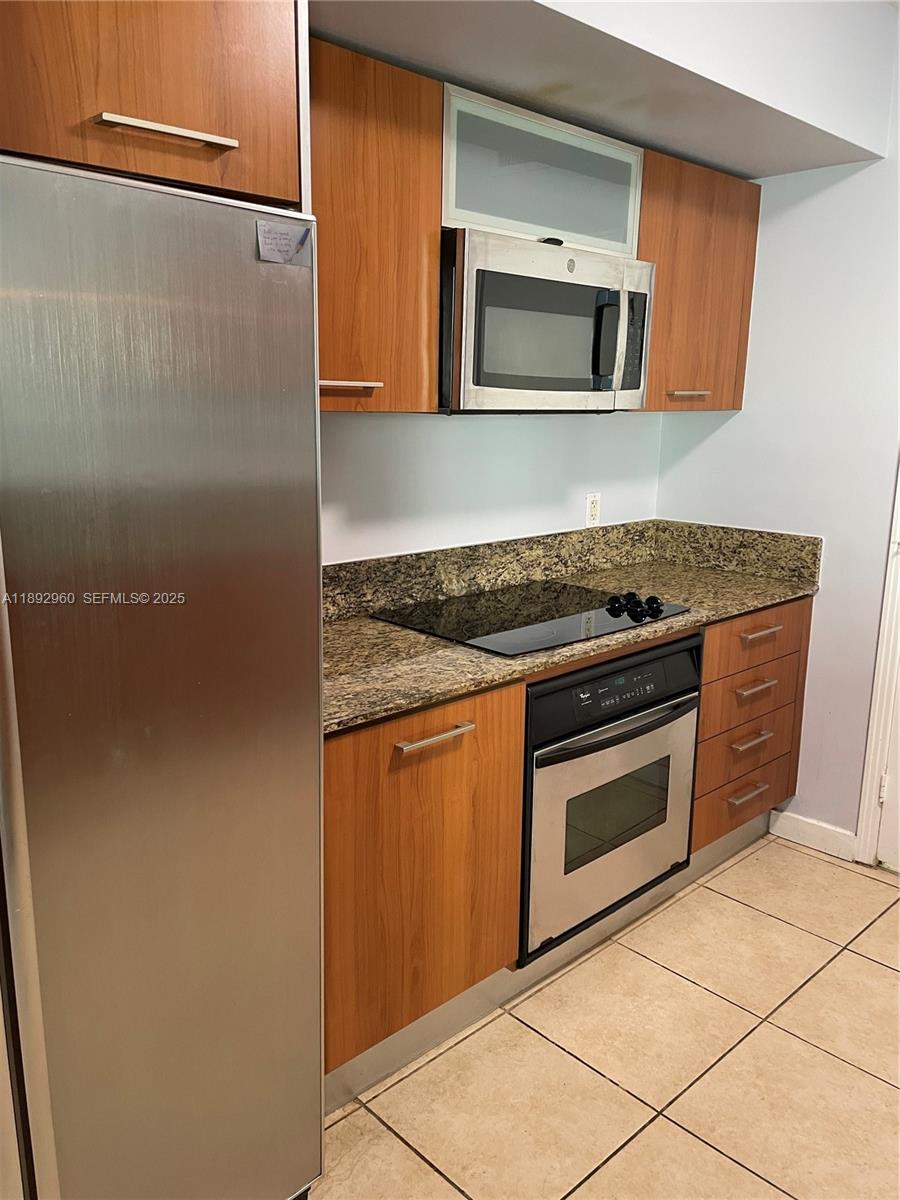 9066 Southwest 73rd Court, Unit 1009 Miami, FL 33156 - Photo 5 of 28