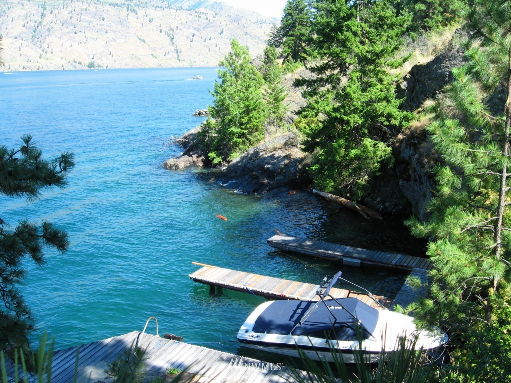 20190 South Lakeshore Road Chelan, WA 98816 - Photo 2 of 21 Gallery Image 2