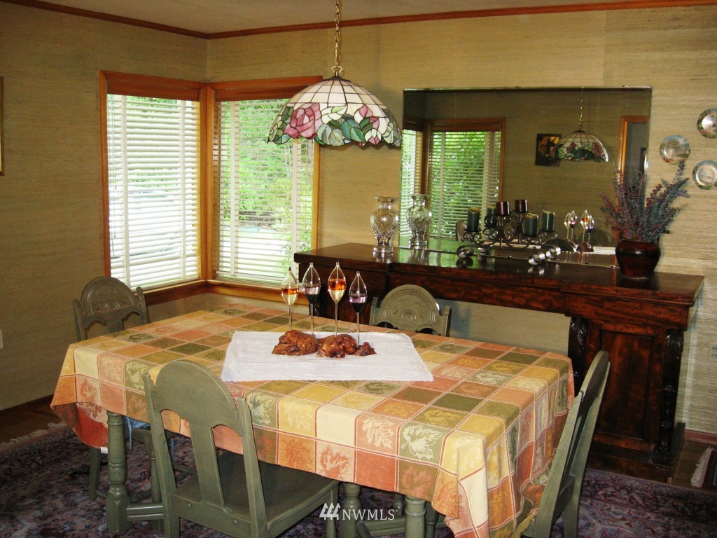20190 South Lakeshore Road Chelan, WA 98816 - Photo 7 of 21 Gallery Image 7