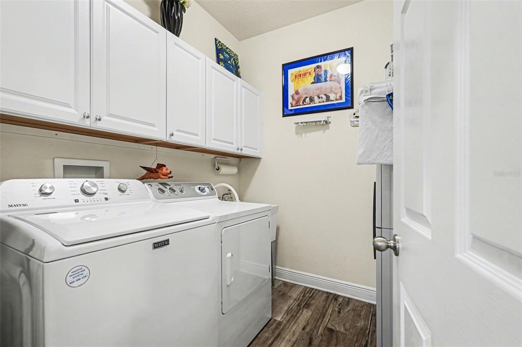 2134 Barracuda Court Holiday, FL 34691 - Photo 27 of 36 a utility room with dryer and washer