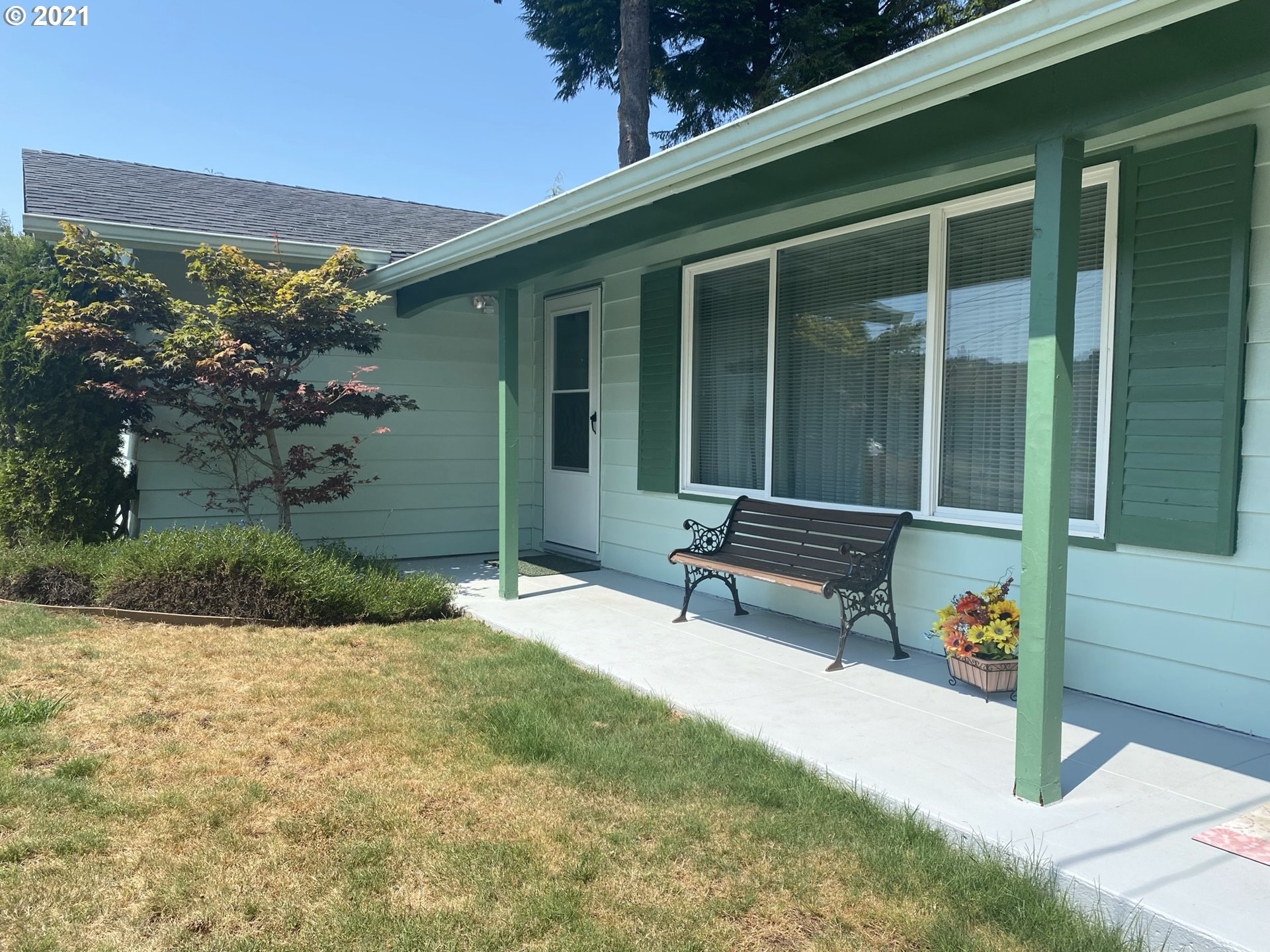 2540 Ridgeway Drive Reedsport, OR 97467 - Photo 3 of 27 Gallery Image 3