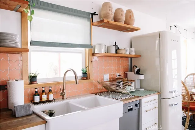 $435,000 | 6884 Park Boulevard, Joshua Tree, CA 92252