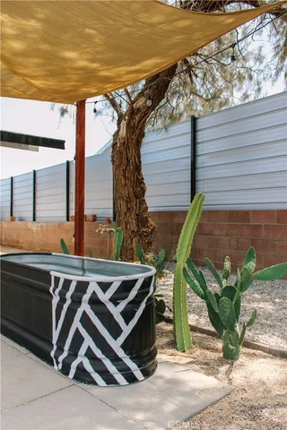 $435,000 | 6884 Park Boulevard, Joshua Tree, CA 92252