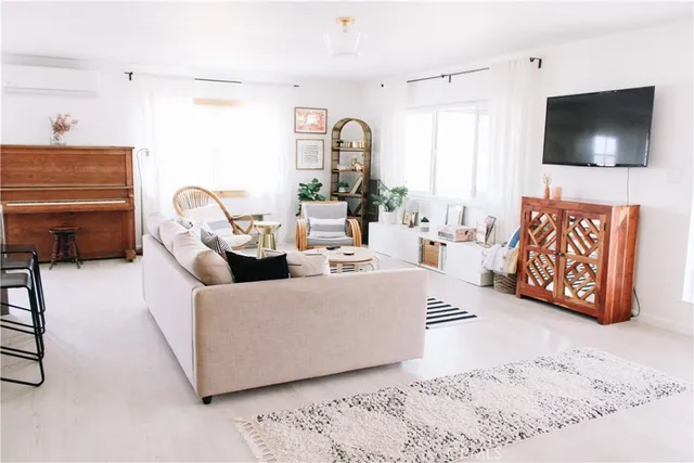 $435,000 | 6884 Park Boulevard, Joshua Tree, CA 92252