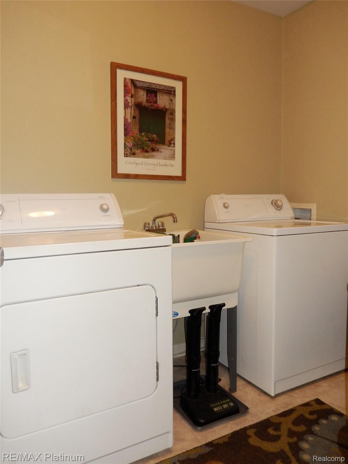 4199 Hampton Ridge Boulevard Howell, MI 48843 - Photo 17 of 42 17.JPG