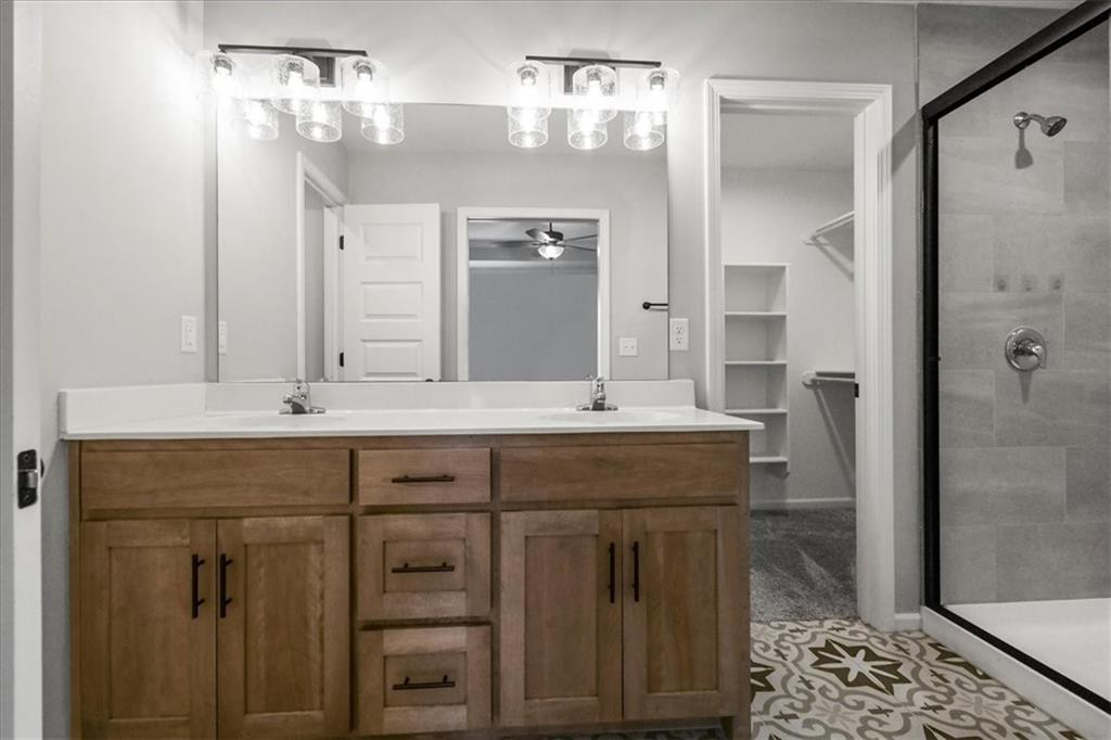 1004 Northeast 3rd Street Oak Grove, MO 64075 - Photo 18 of 33