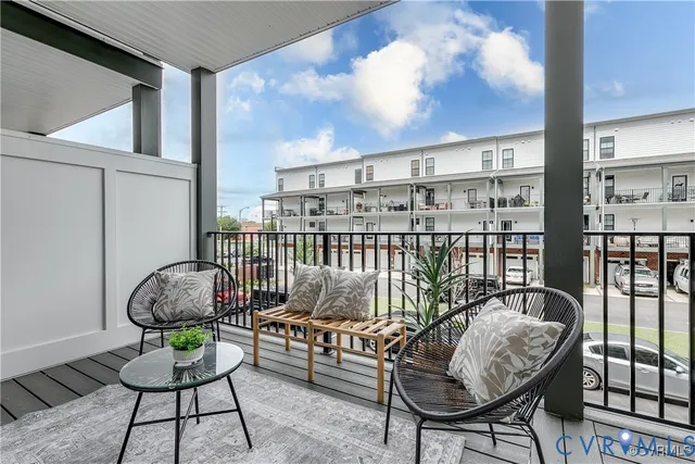 $460,000 | 2439 Ownby Lane, Unit B13, Richmond, VA 23220