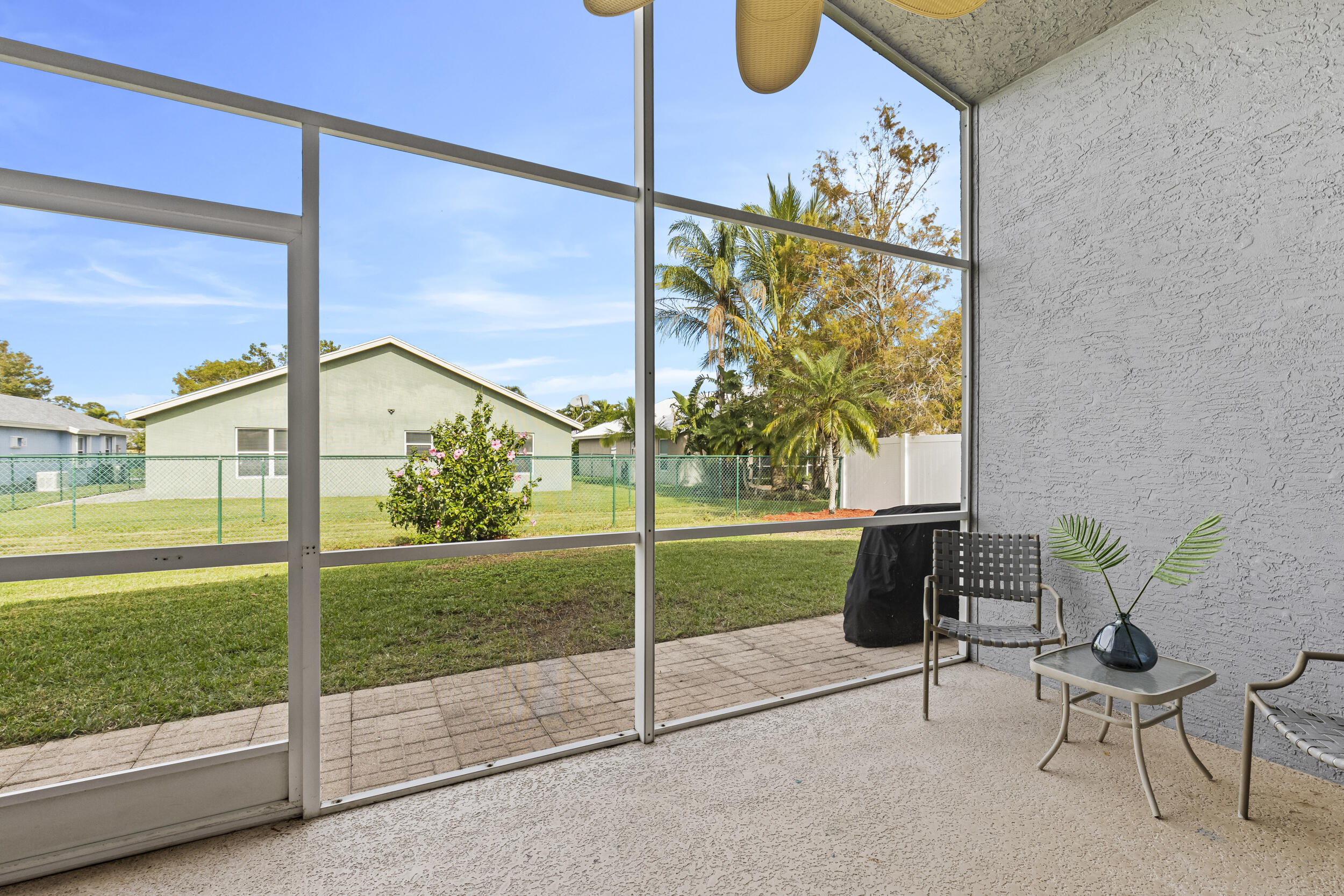 2829 Southwest Montego Terrace Stuart, FL 34997 - Photo 17 of 21 Back Patio