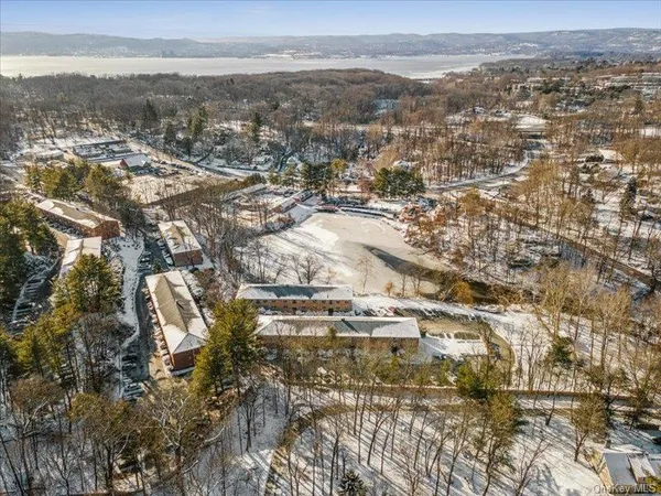 $279,000 | 9 Dove Court, Unit V, Croton-on-Hudson, NY 10520