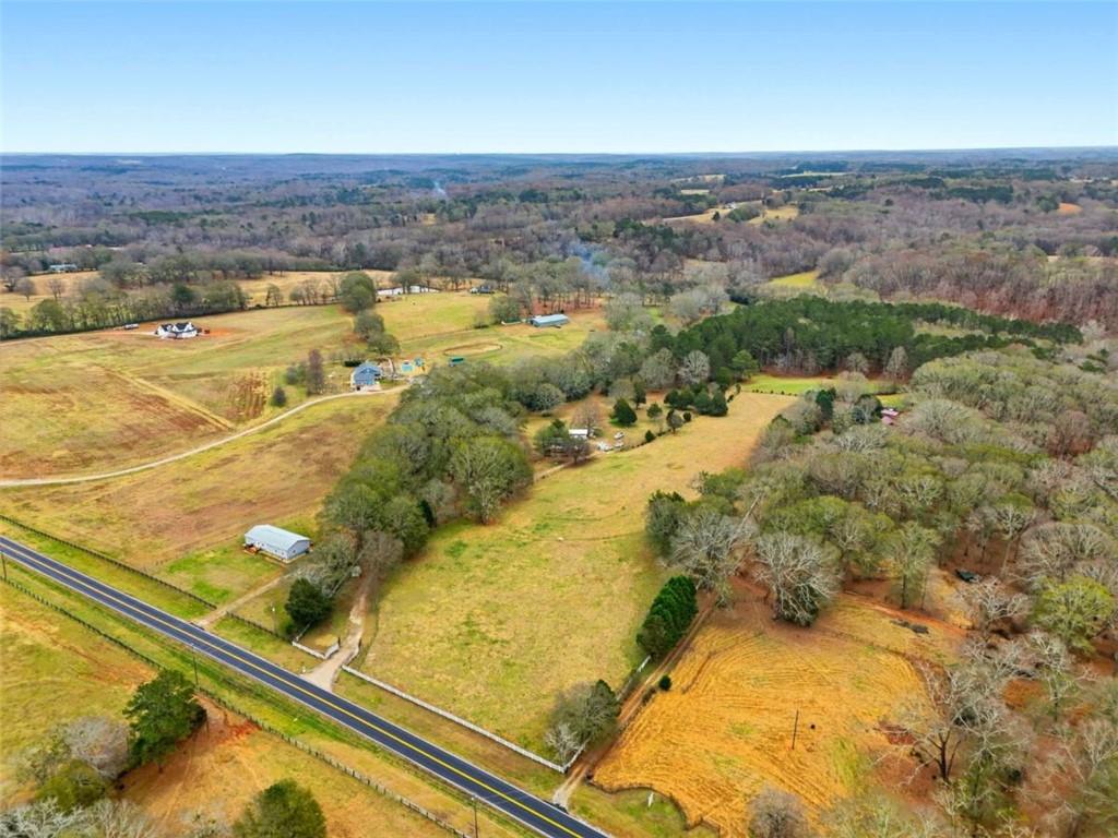 1295 Double Bridges Road Winder, GA 30680 - Photo 4 of 59