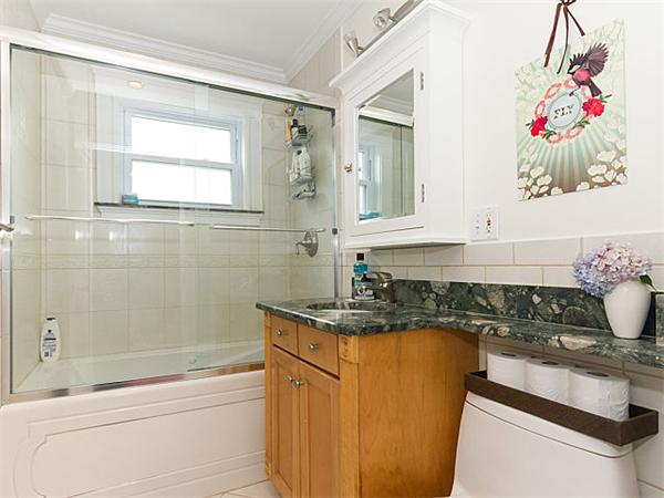 129 Hillside Road, Unit 1 Watertown, MA 02472 - Photo 15 of 24 Gallery Image 15