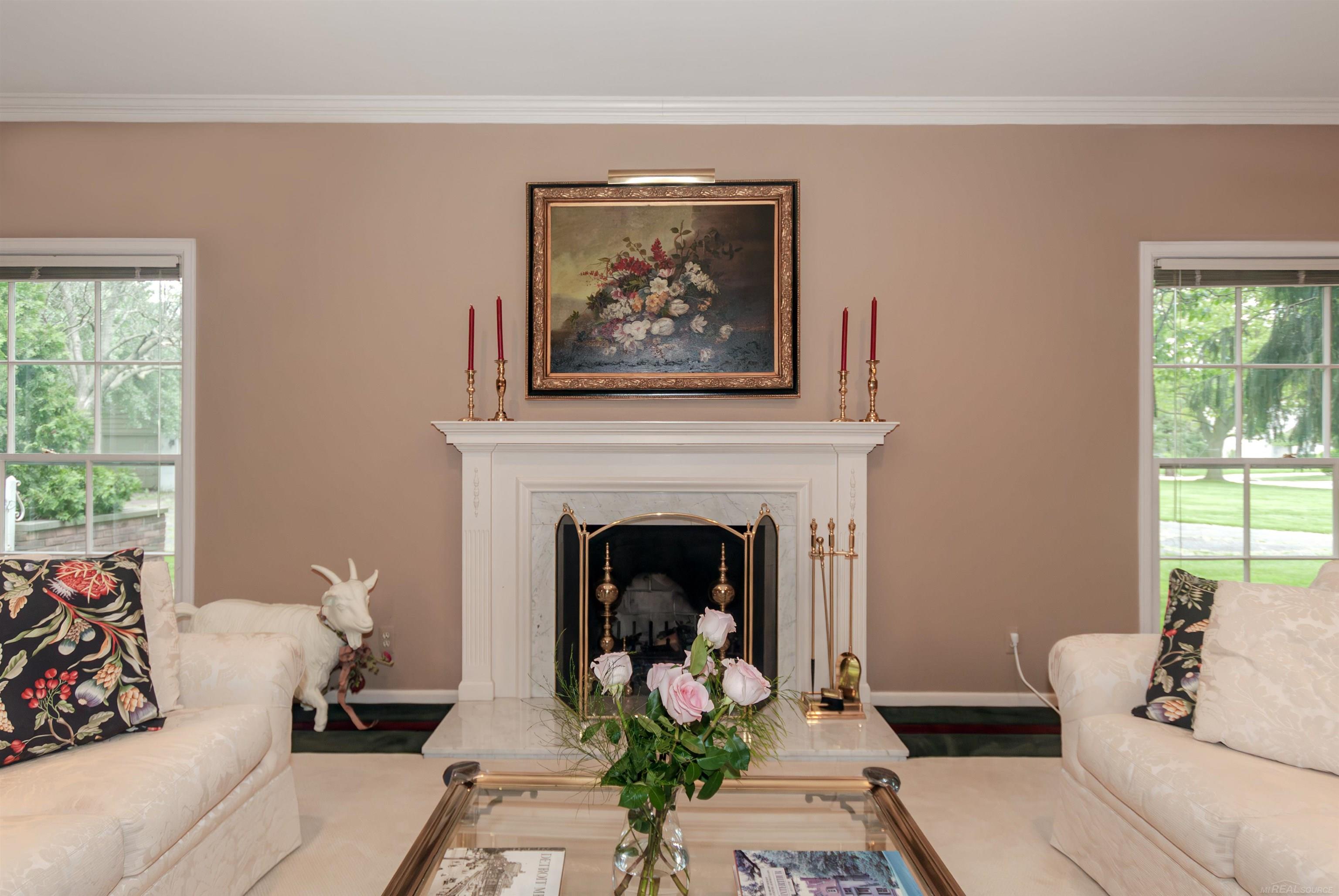 570 Oxford Road Grosse Pointe Woods, MI 48236 - Photo 11 of 99