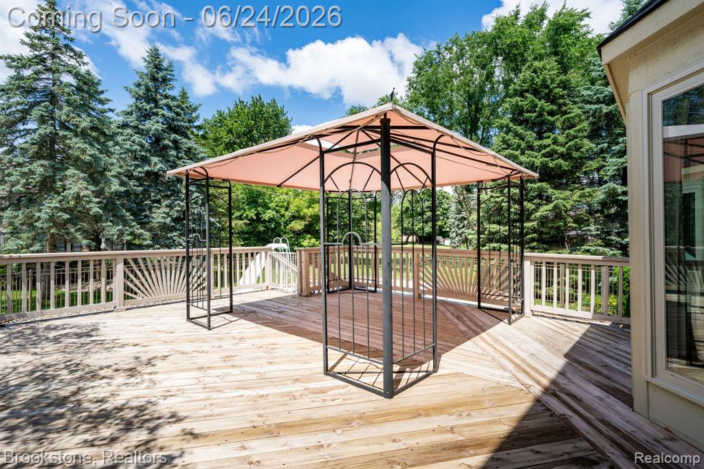 3812 Kossuth Road Lake Orion, MI 48360 - Photo 35 of 47