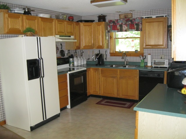 681 West Shore Road Glover, VT 05875 - Photo 6 of 23