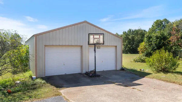 $487,500 | 7 Scott Orchard Road, Taft, TN 38488