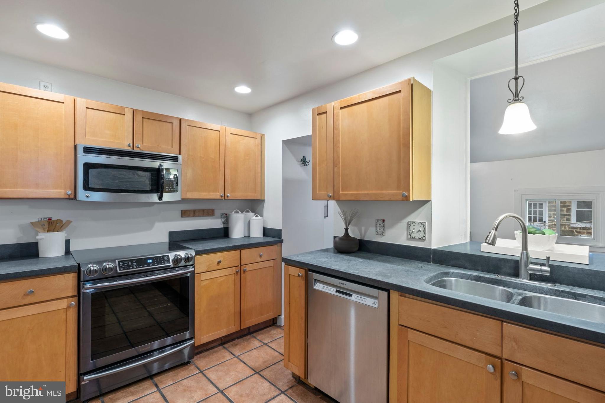 712 Pacific Street Baltimore, MD 21211 - Photo 21 of 51