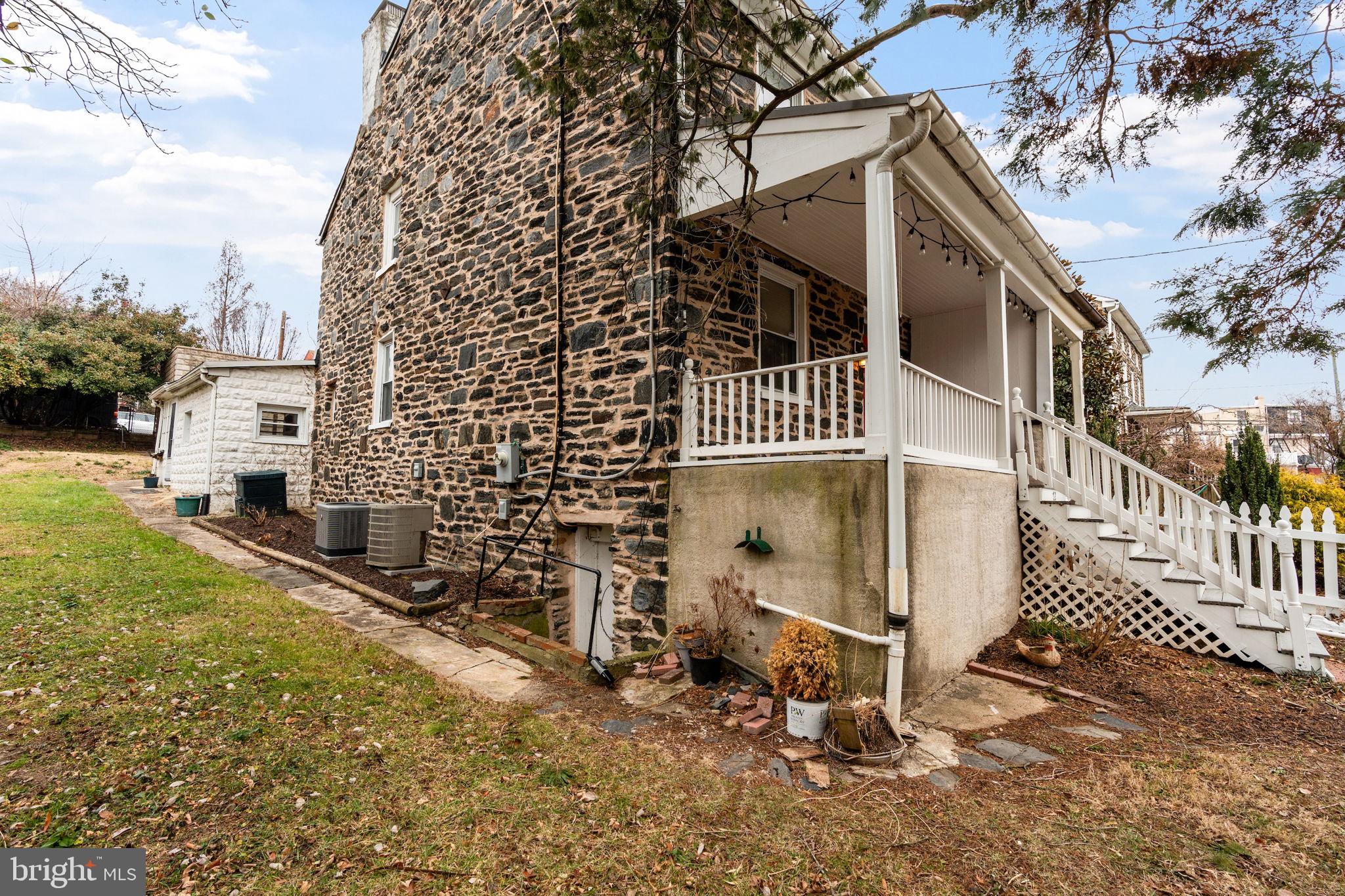 712 Pacific Street Baltimore, MD 21211 - Photo 5 of 51