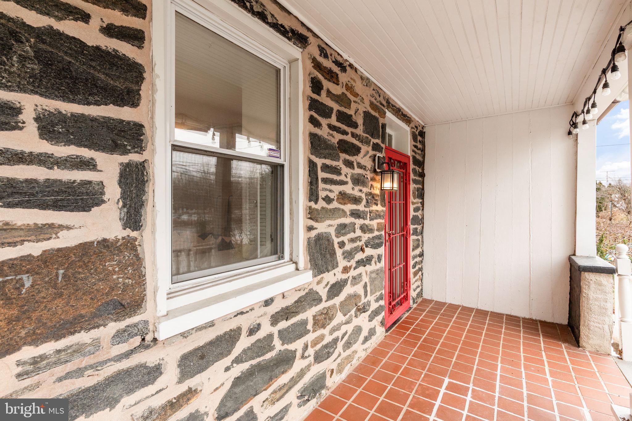 712 Pacific Street Baltimore, MD 21211 - Photo 9 of 51