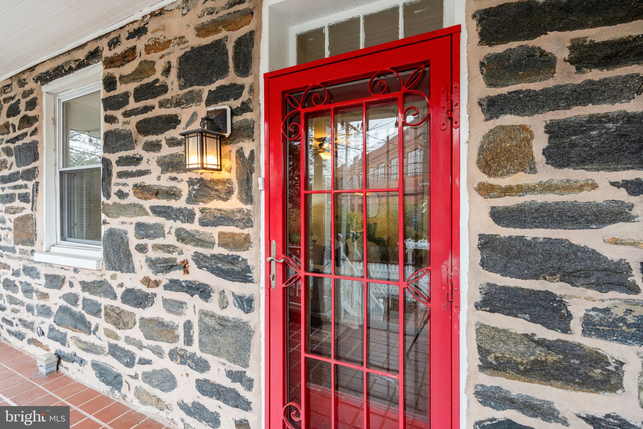 712 Pacific Street Baltimore, MD 21211 - Photo 10 of 51